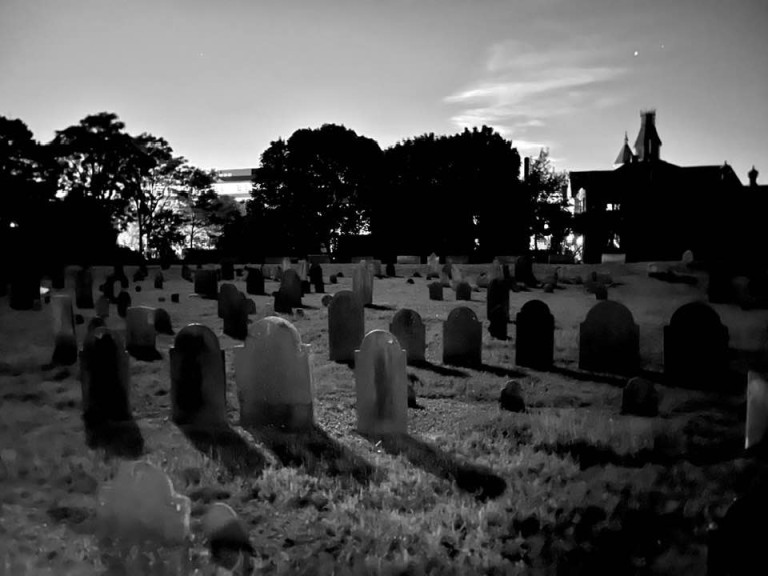 Howard Street Cemetery salem ma ghost tour